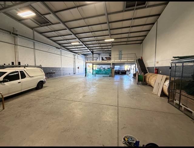 794M² WAREHOUSE TO LET IN BRACKENFELL INDUSTRIAL